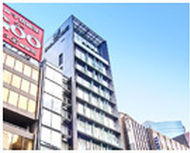 本社（東京・銀座）